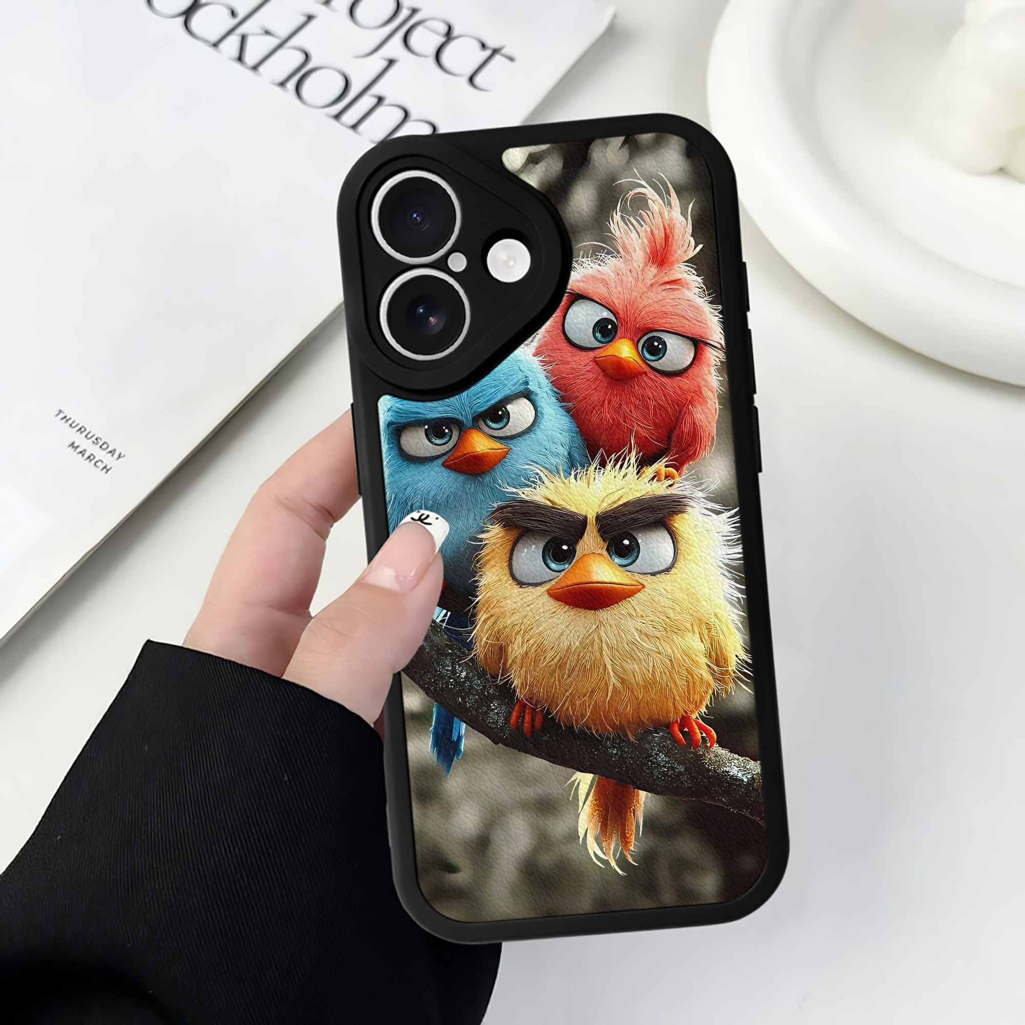 （画像用） Angry Birds アングリーバード 【iPhone 16シリーズ対応】シリコンスマホケース（レザー調） 材質：シリコン